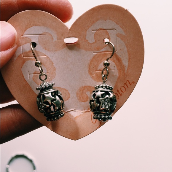 New Brighton Earrings and Bracelet Set - Picture 3 of 3